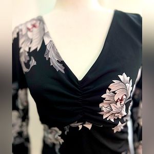 White House Black Market Floral Top size Medium